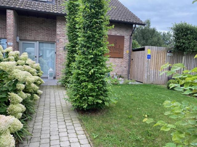 Vakantiewoning Het Wielje Maasland Villa Kinrooi Exterior photo